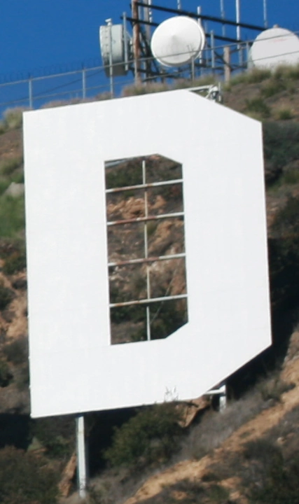 Photographic D crop, position 9